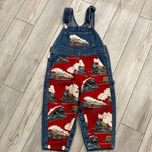 Oshkosh Boys Overalls Size 3T With Trains On Them Preowned